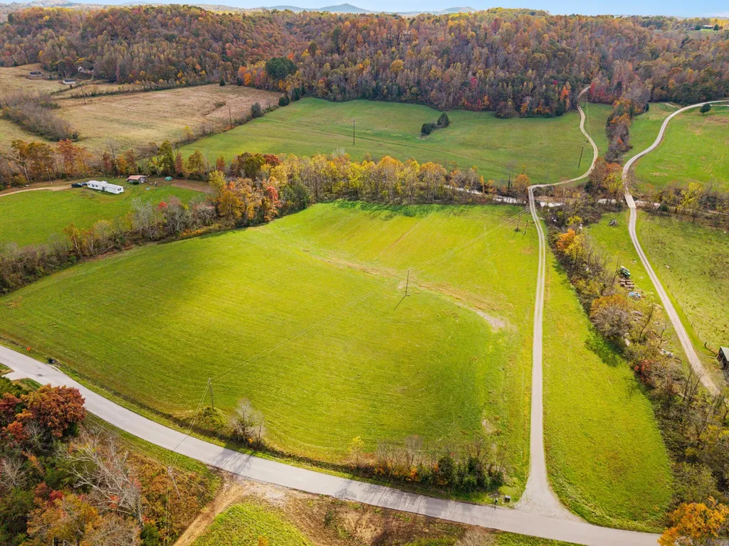 872 Bastin Creek Road Kings Mountain KY 40442