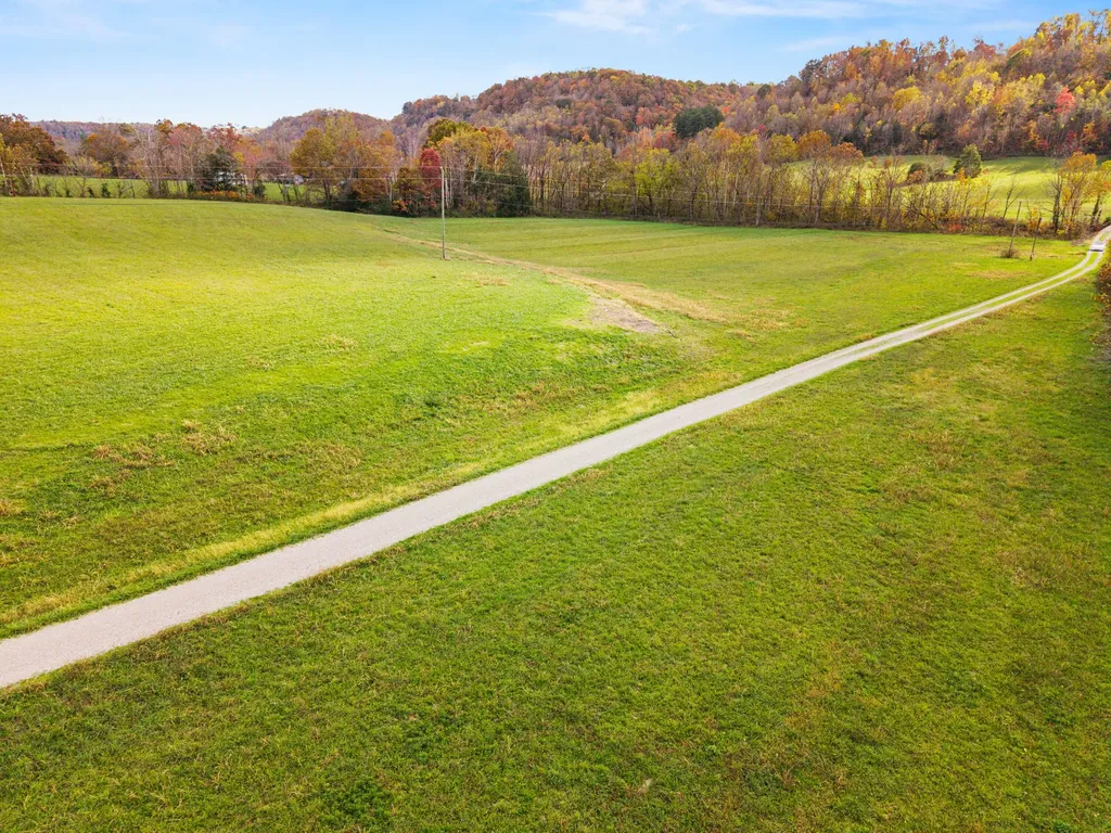 872 Bastin Creek Road Kings Mountain KY 40442