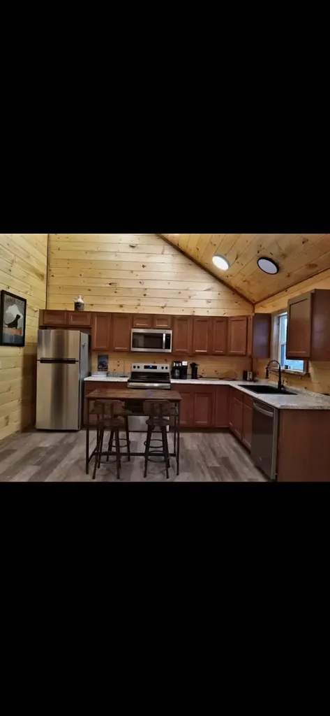 436 Ashland Camp Lp Zoe KY 41397