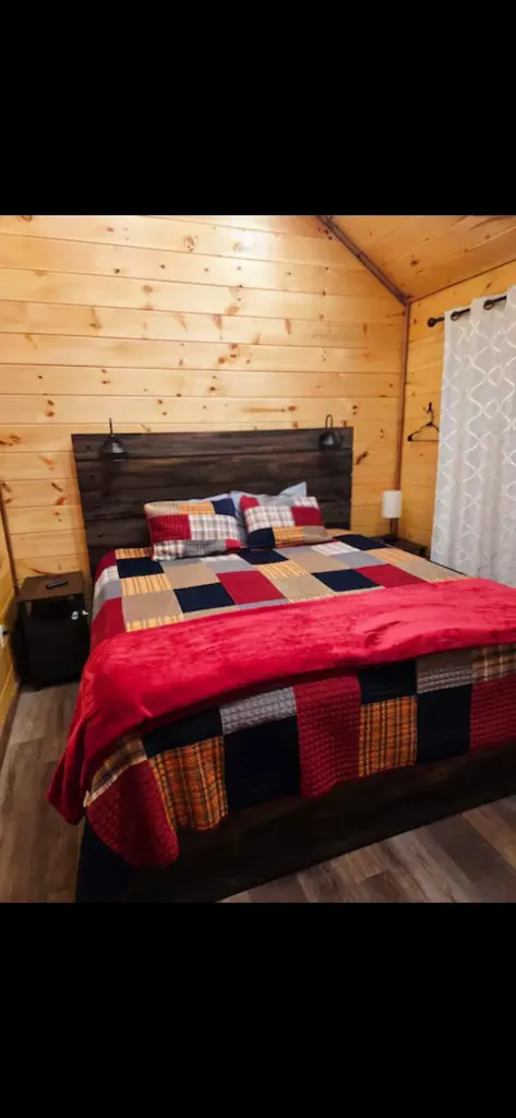436 Ashland Camp Lp Zoe KY 41397