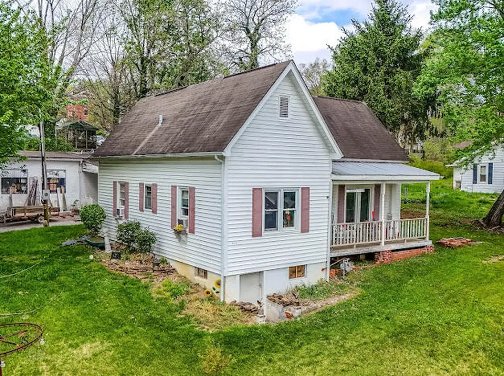 519 W 2nd Street London KY 40741