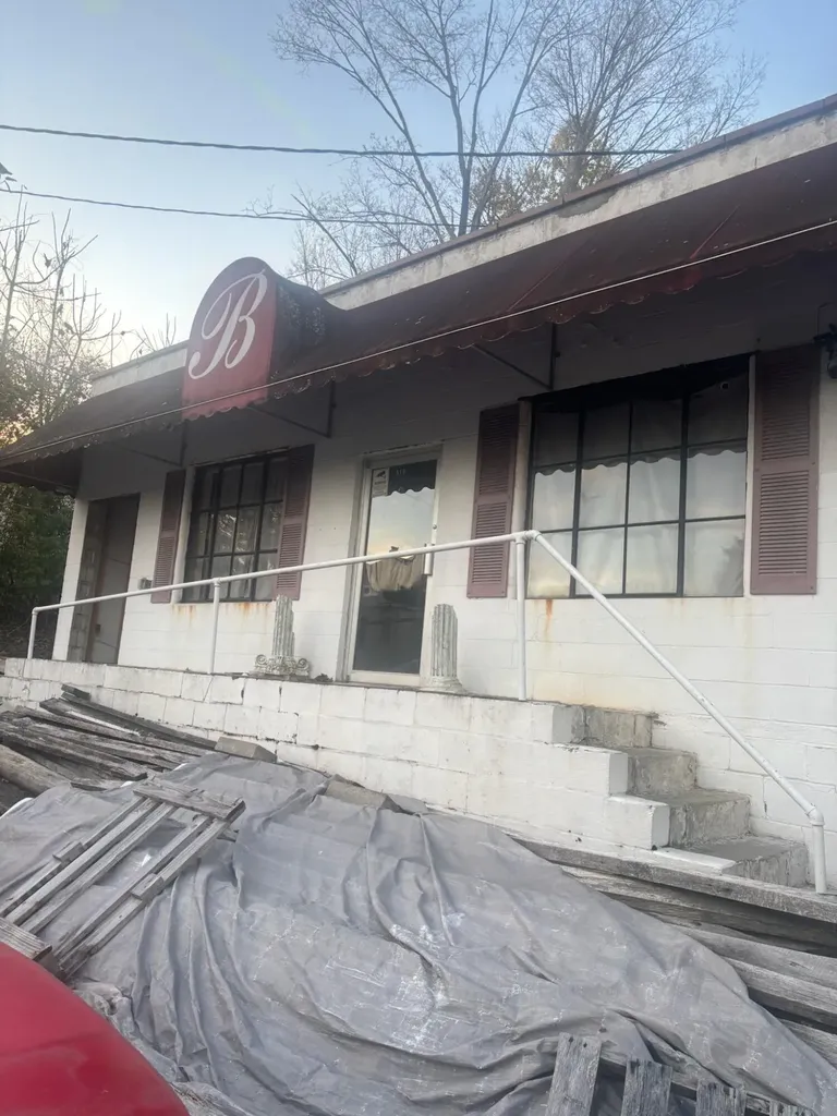 519 W 2nd Street London KY 40741