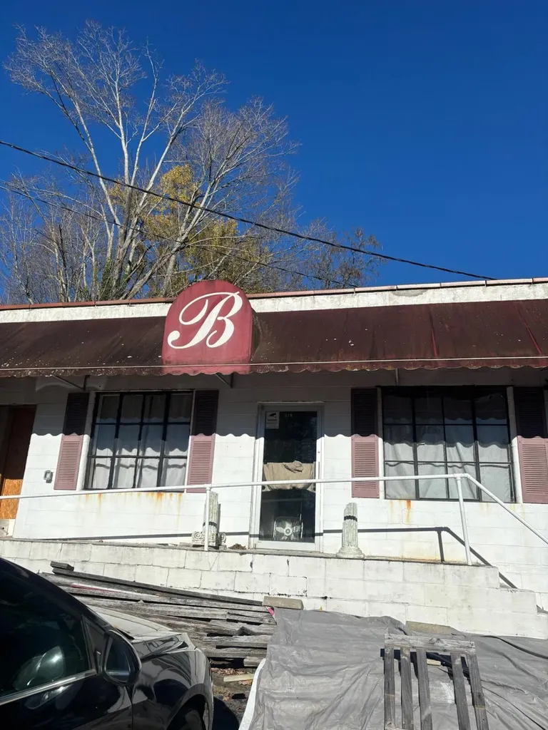 519 W 2nd Street London KY 40741