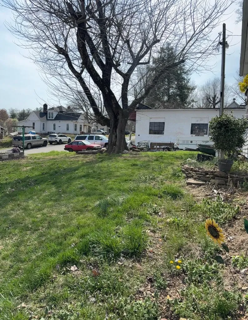 519 W 2nd Street London KY 40741