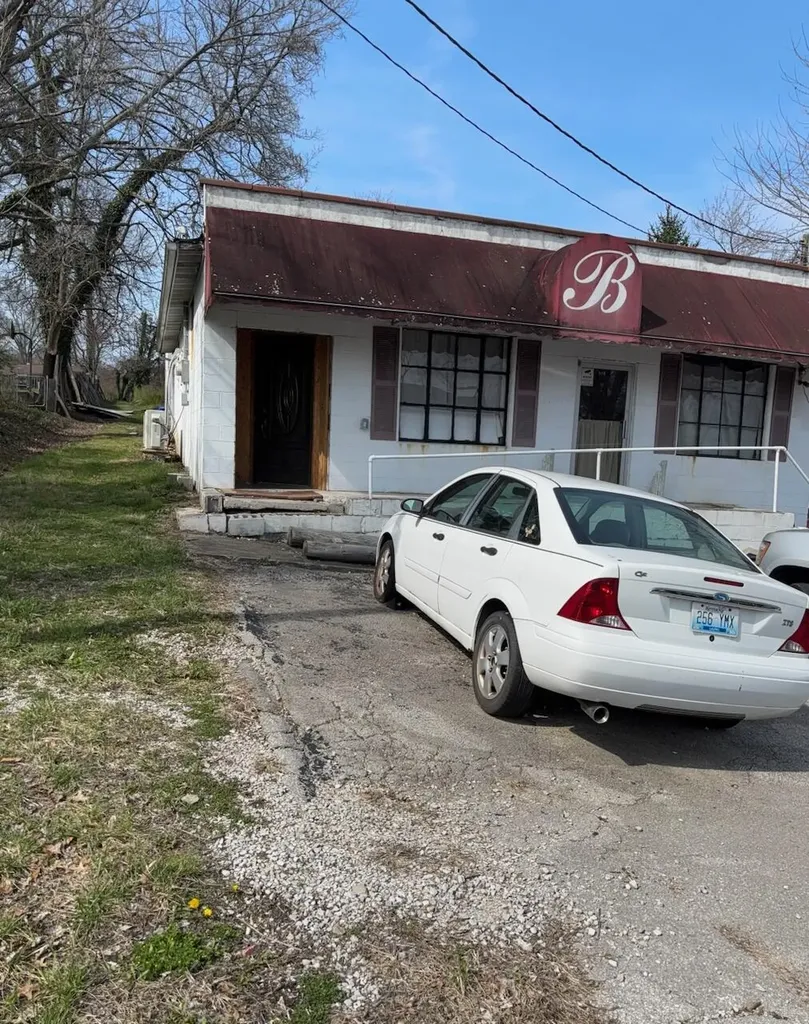 519 W 2nd Street London KY 40741