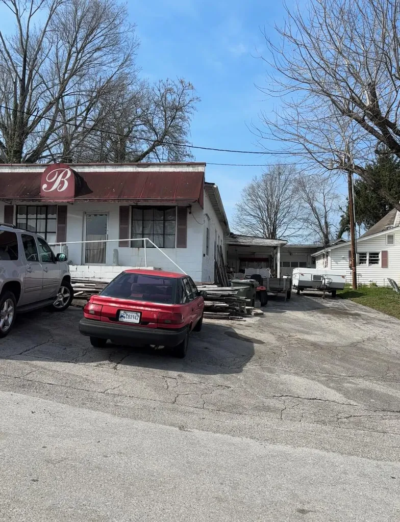 519 W 2nd Street London KY 40741