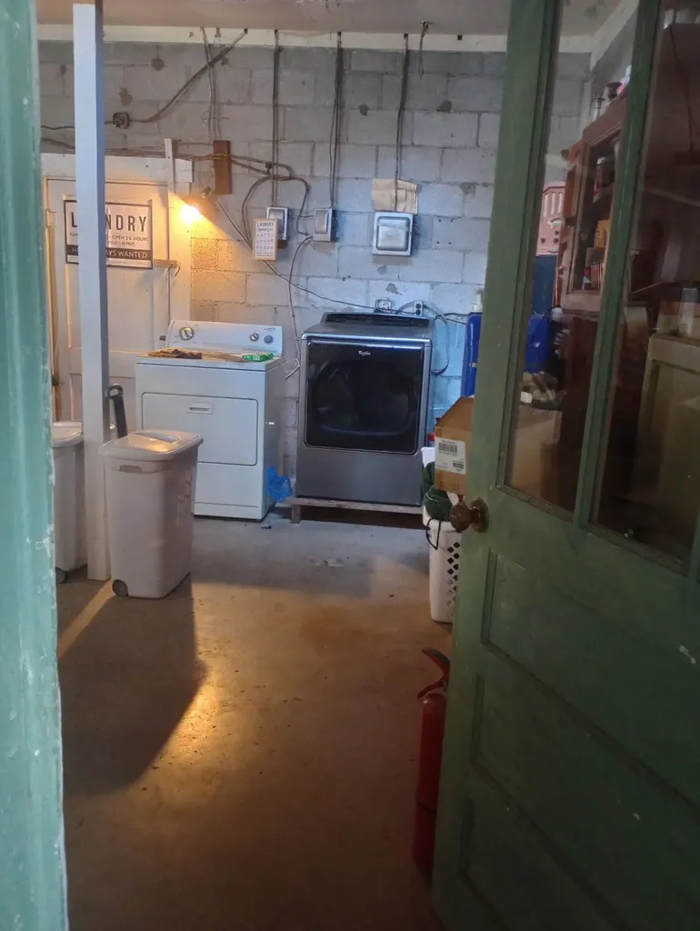 519 W 2nd Street London KY 40741