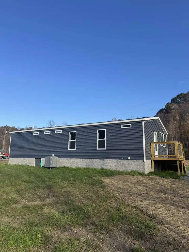 1095 Upper Brush Creek Road Liberty KY 42539