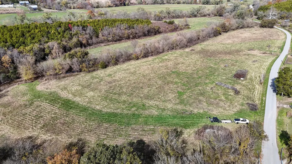 1100 Old Dixville Road Harrodsburg KY 40330