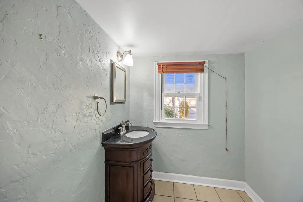 829 W Lexington Avenue Danville KY 40422