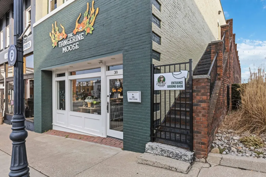 38 Public Square East Mount Vernon Street Somerset KY 42501