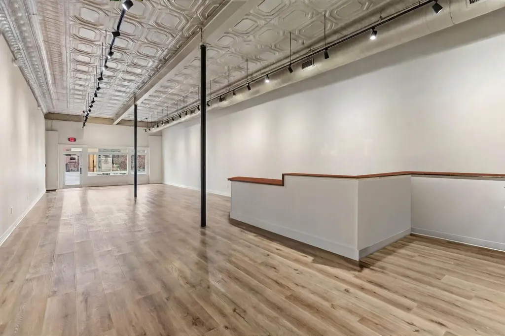 38 Public Square East Mount Vernon Street Somerset KY 42501