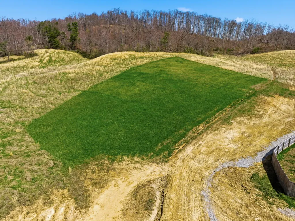 930 Pine Hill Brock Road London KY 40741