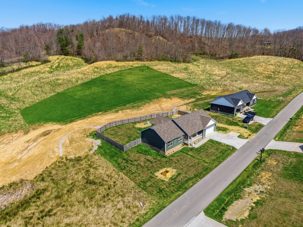 930 Pine Hill Brock Road London KY 40741