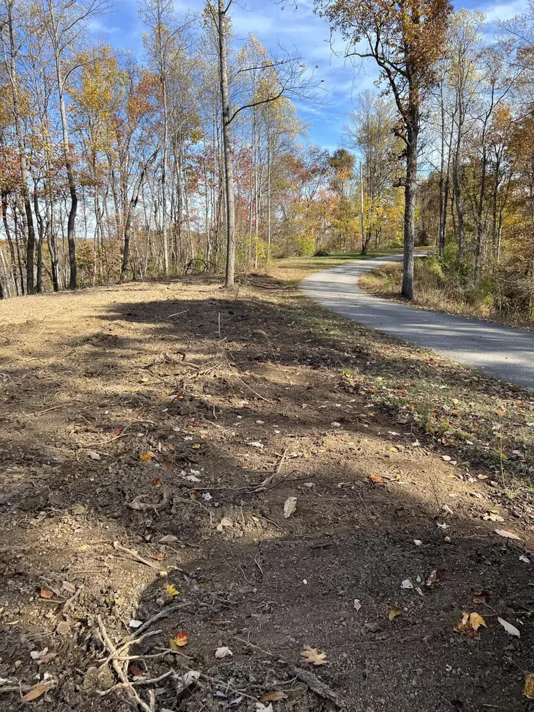 1111 Bridge Rock Road Mckee KY 40447