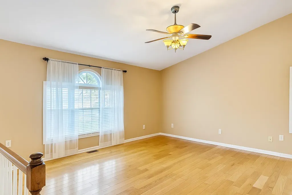 354 Reynolds Drive Richmond KY 40475