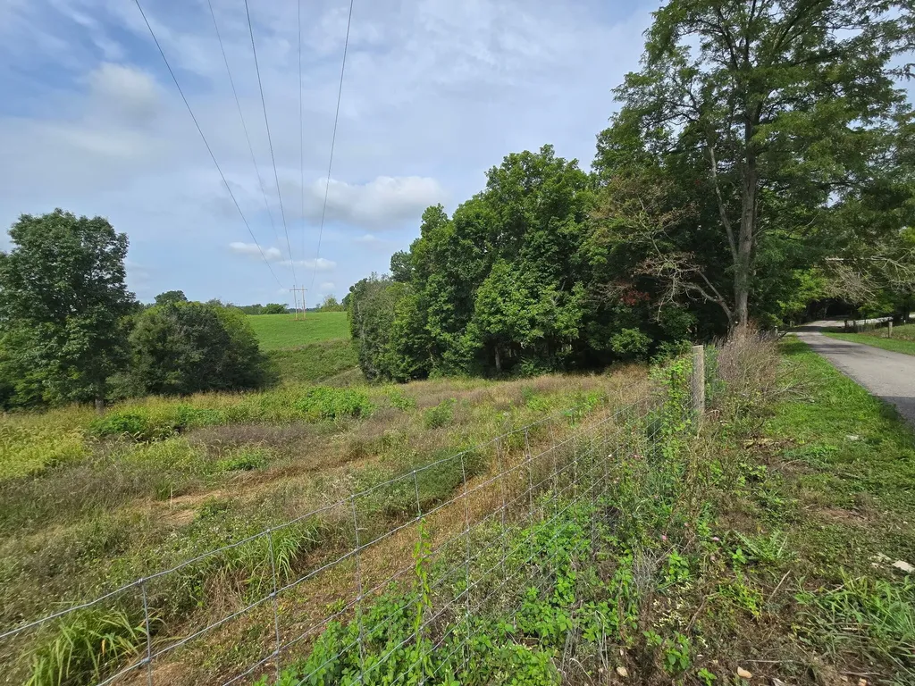 345 Tibbs Lane Danville KY 40422