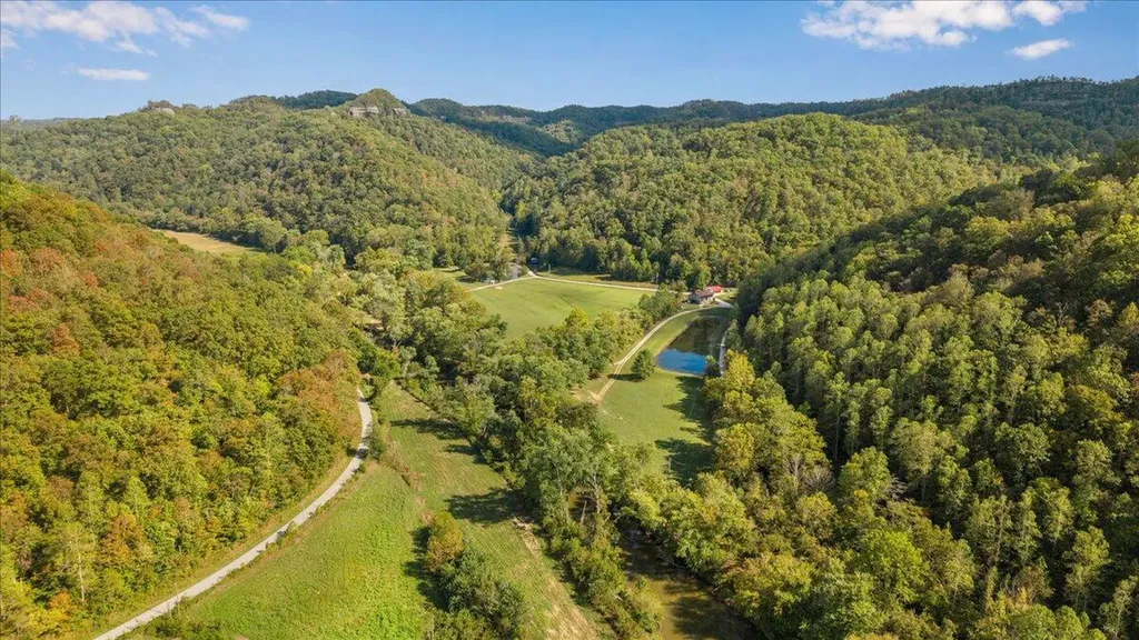 2270 Star Gap Road Stanton KY 40380