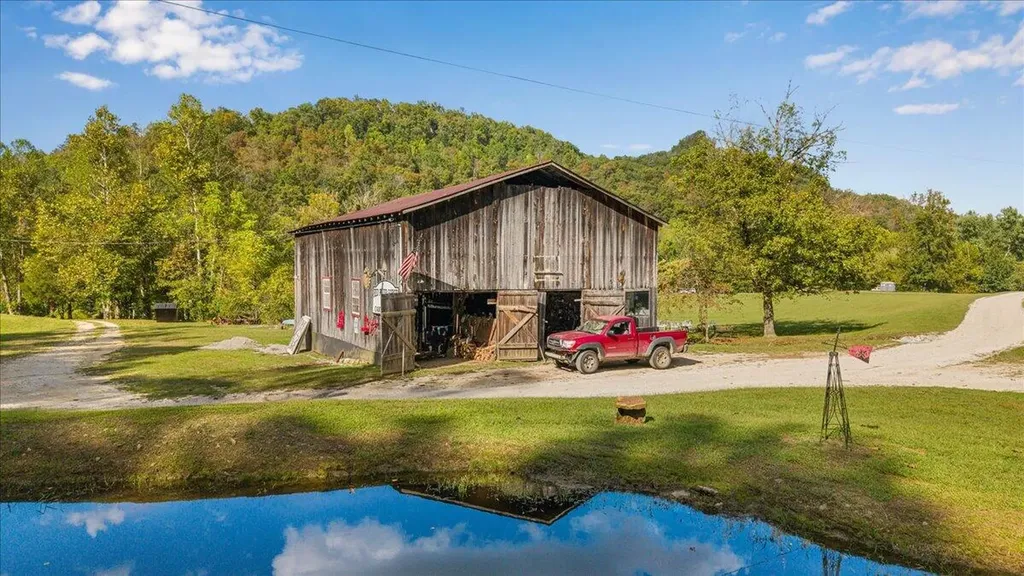 2270 Star Gap Road Stanton KY 40380