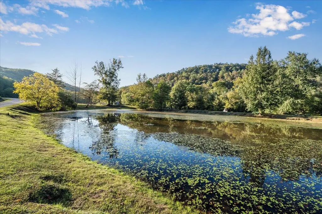 2270 Star Gap Road Stanton KY 40380