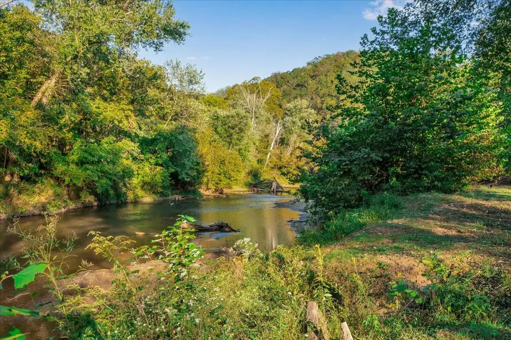 2270 Star Gap Road Stanton KY 40380