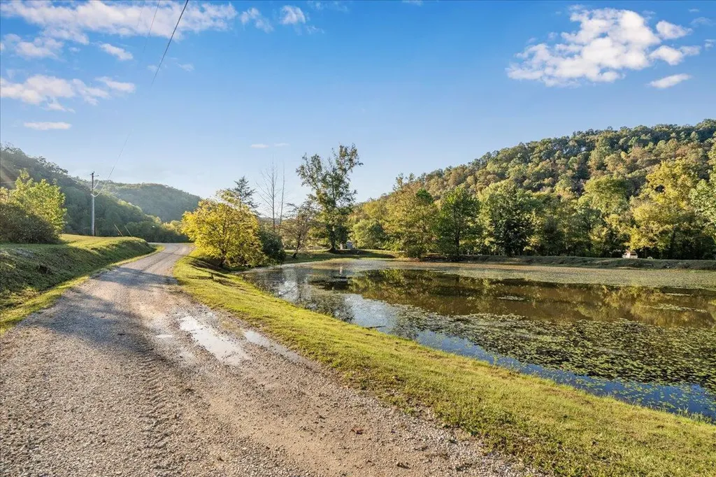 2270 Star Gap Road Stanton KY 40380