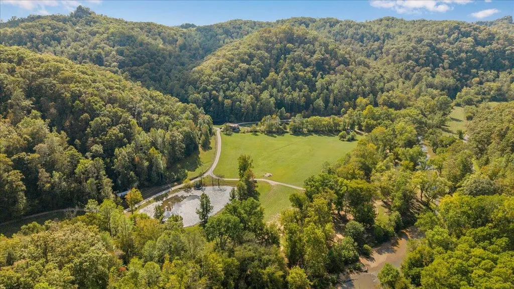 2270 Star Gap Road Stanton KY 40380