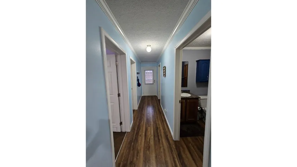 833 George Hardwick Road Bronston KY 42518