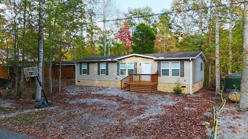 833 George Hardwick Road Bronston KY 42518