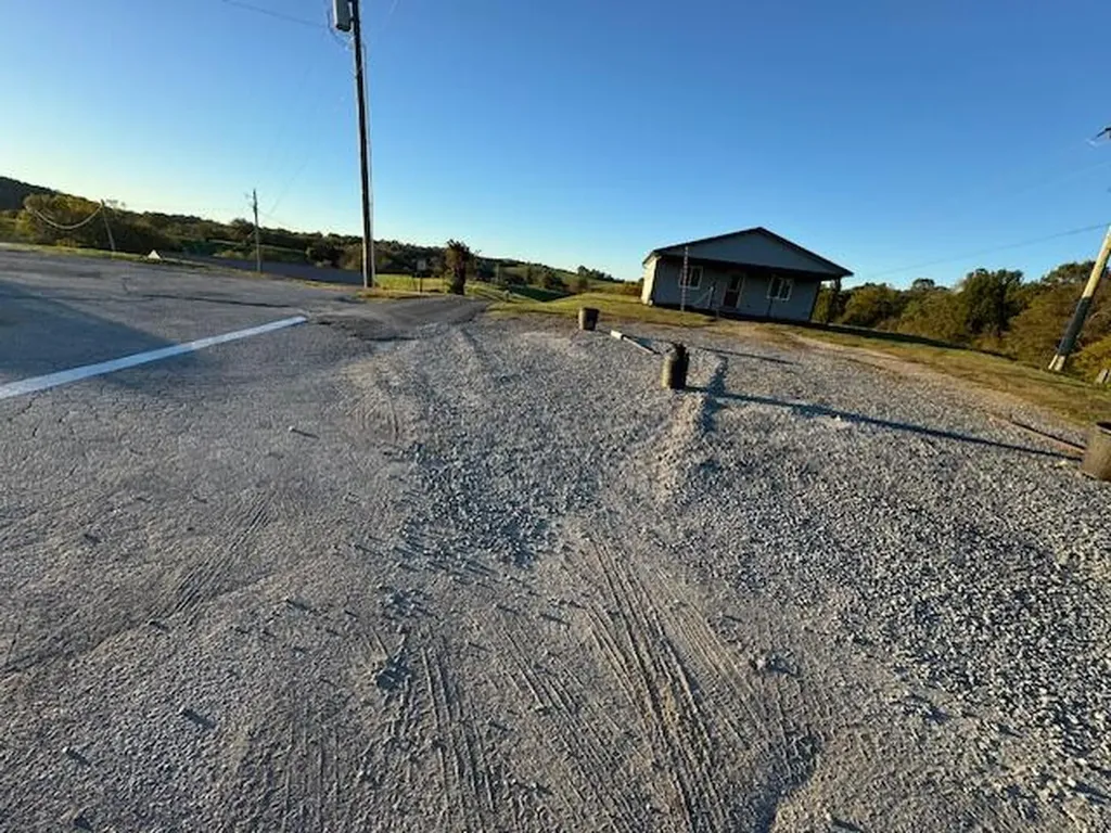 85 Blue Licks Spur Mount Olivet KY 41064