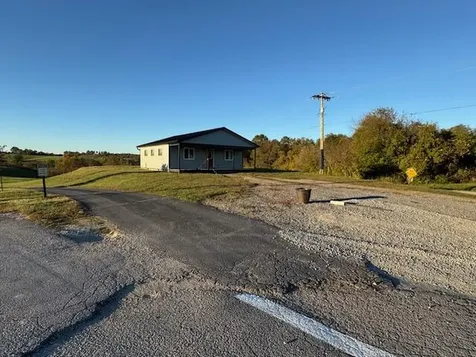 85 Blue Licks Spur Mount Olivet KY 41064