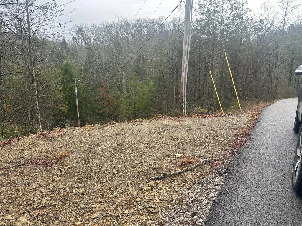 68 Wood View Drive East Bernstadt KY 40729