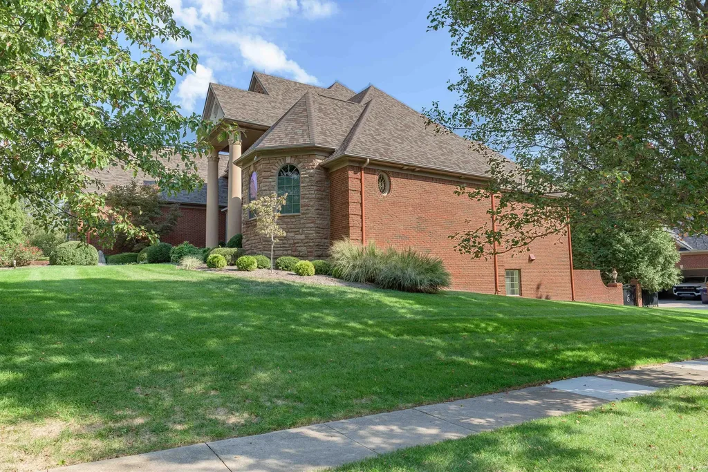 2208 Terranova Court Lexington KY 40513