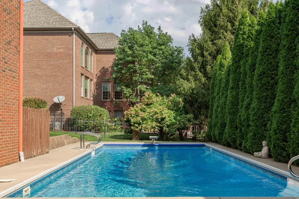 2208 Terranova Court Lexington KY 40513