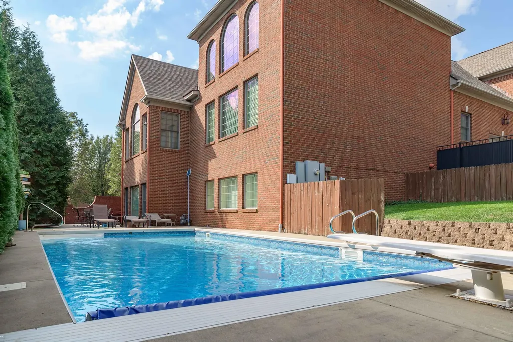 2208 Terranova Court Lexington KY 40513