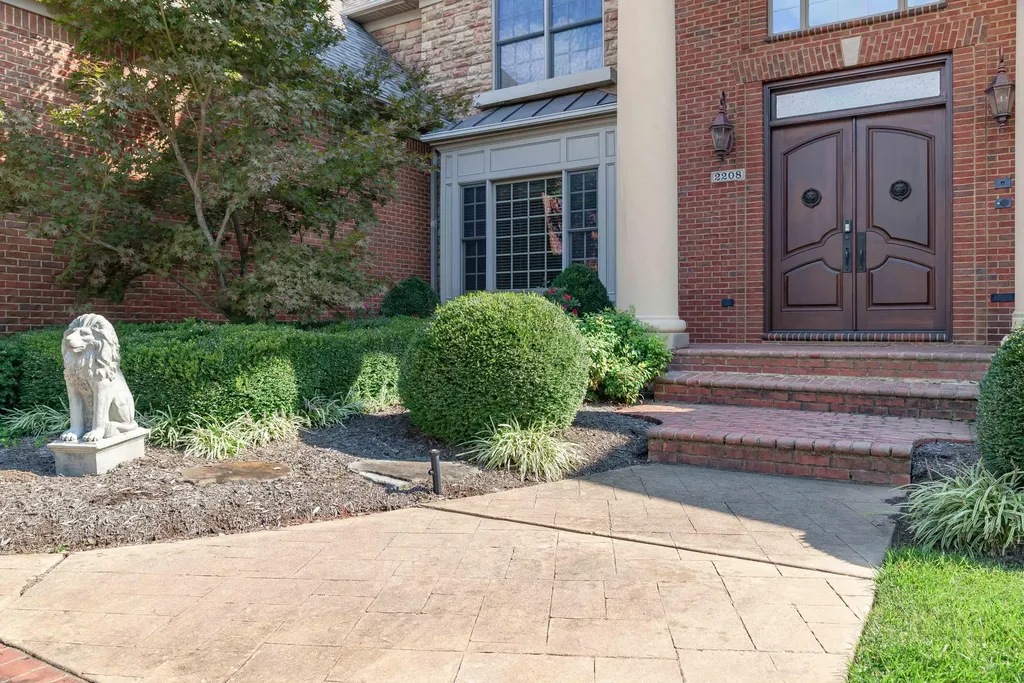 2208 Terranova Court Lexington KY 40513