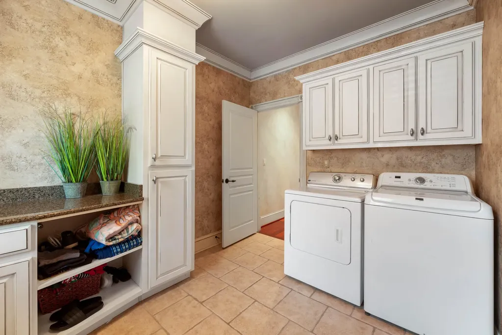 2208 Terranova Court Lexington KY 40513
