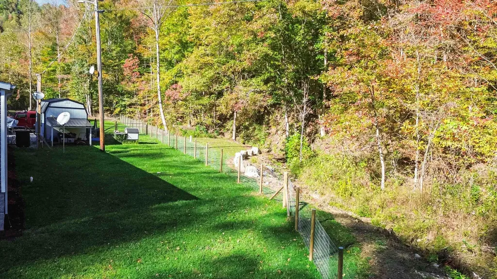 184 Ancient Springs Drive Hinkle KY 40953