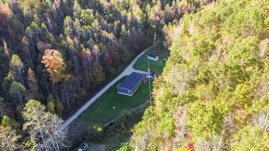 184 Ancient Springs Drive Hinkle KY 40953