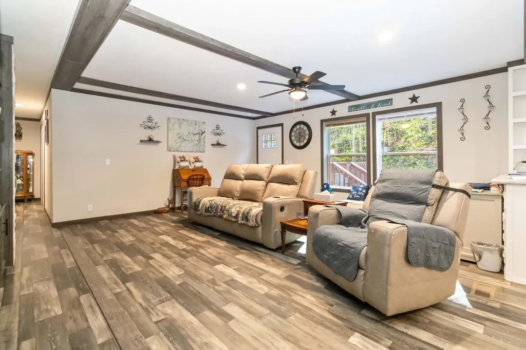 184 Ancient Springs Drive Hinkle KY 40953