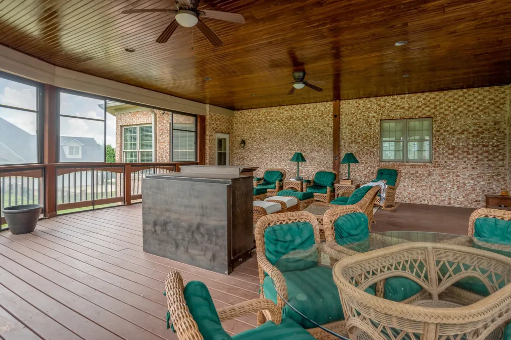 110 Golf Club Drive Nicholasville KY 40356