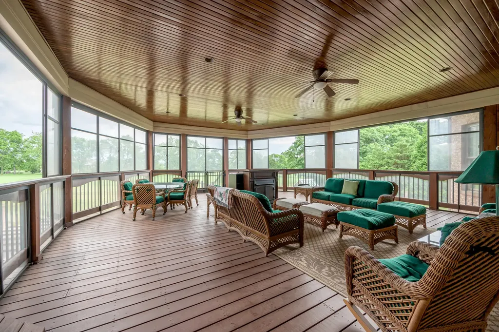 110 Golf Club Drive Nicholasville KY 40356