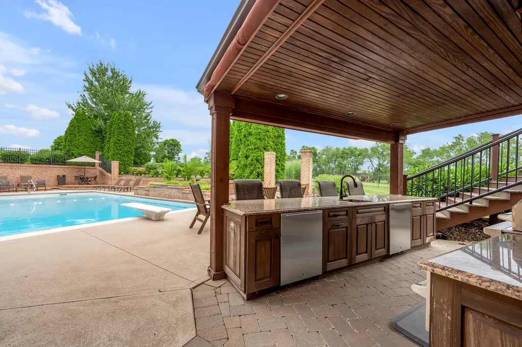 110 Golf Club Drive Nicholasville KY 40356