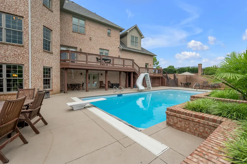 110 Golf Club Drive Nicholasville KY 40356