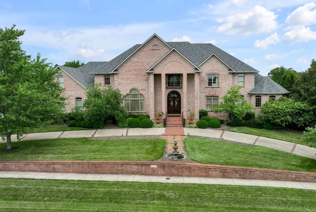 110 Golf Club Drive Nicholasville KY 40356