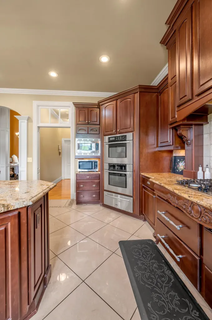 110 Golf Club Drive Nicholasville KY 40356