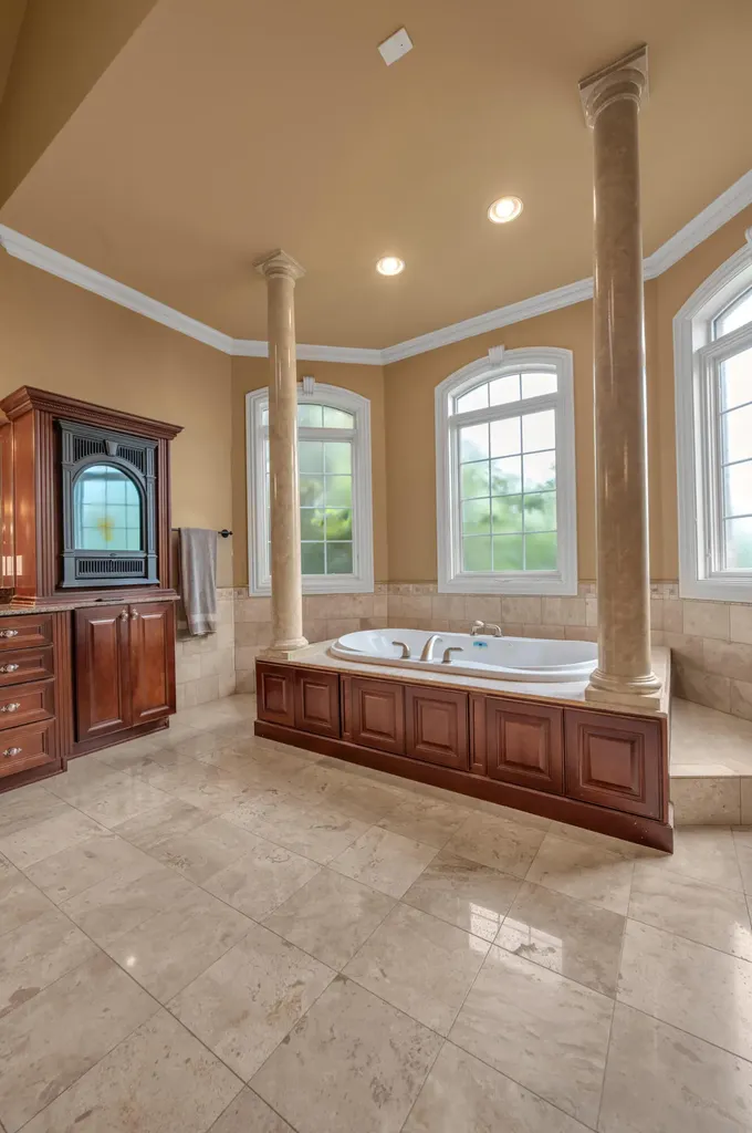 110 Golf Club Drive Nicholasville KY 40356