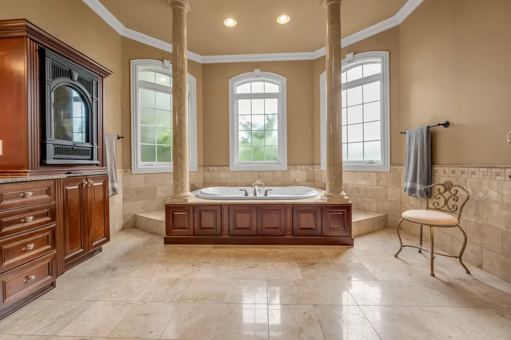110 Golf Club Drive Nicholasville KY 40356