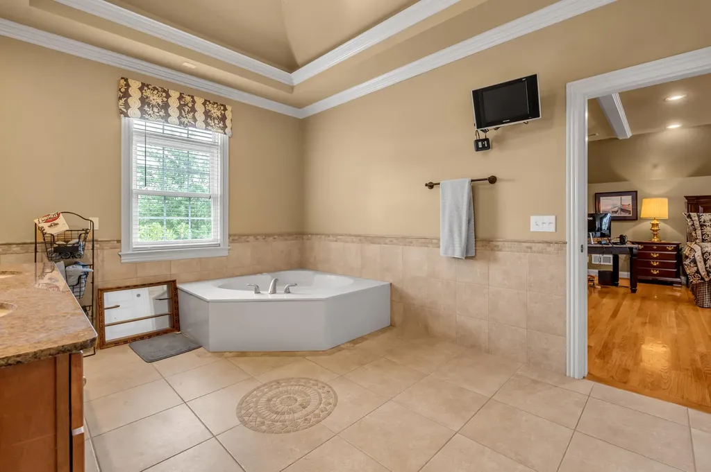 110 Golf Club Drive Nicholasville KY 40356