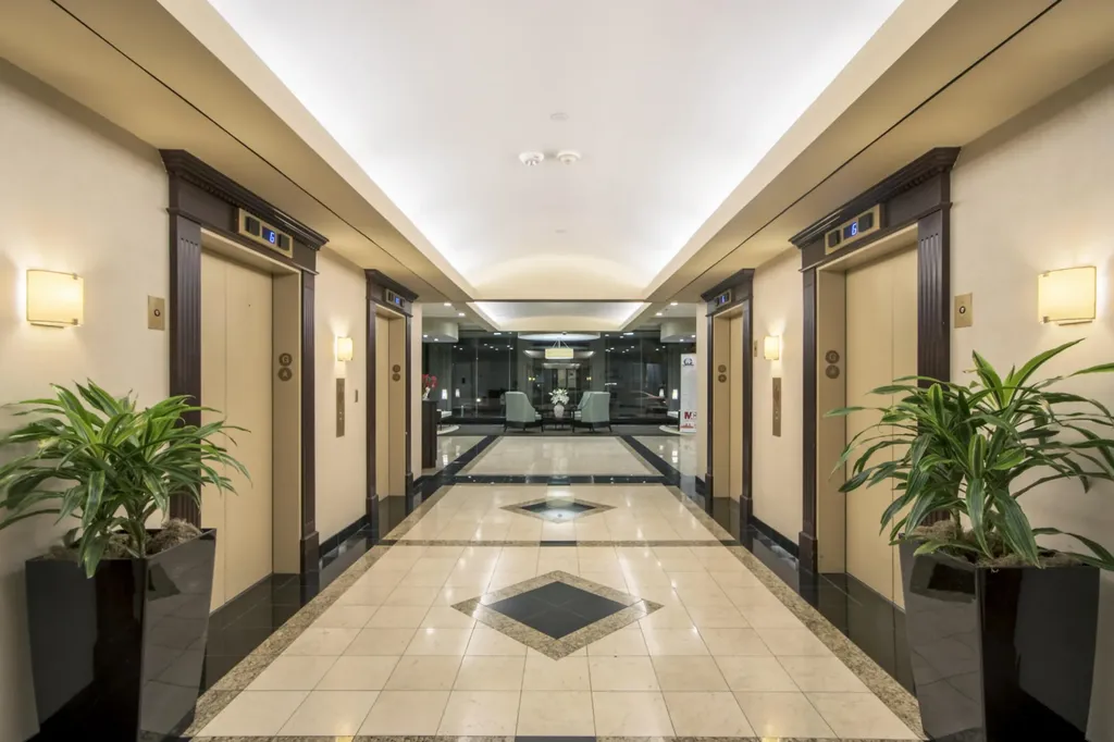 333 W Vine Street Lexington KY 40507
